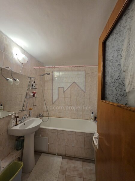Rahova - Barca Vanzare apartament 3 camere